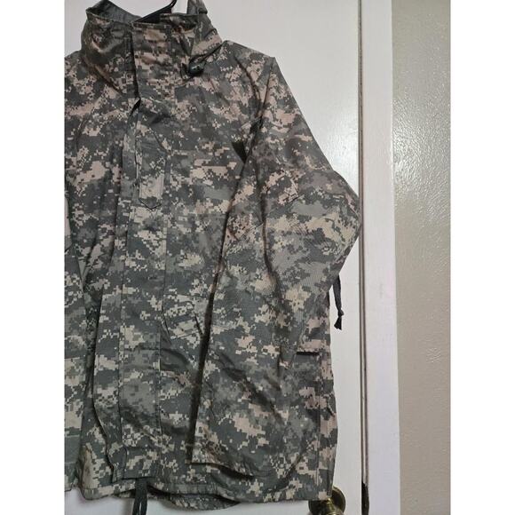 Large Short - ACU parka Cold digital camo Weather Jacket #G28g - Picture 3 of 4